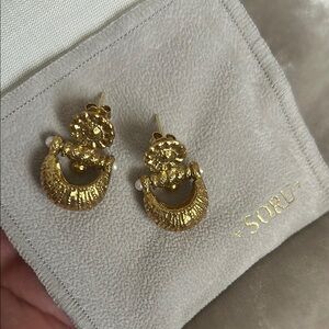 Soru Daphne Oz Gold Croissant Earrings
